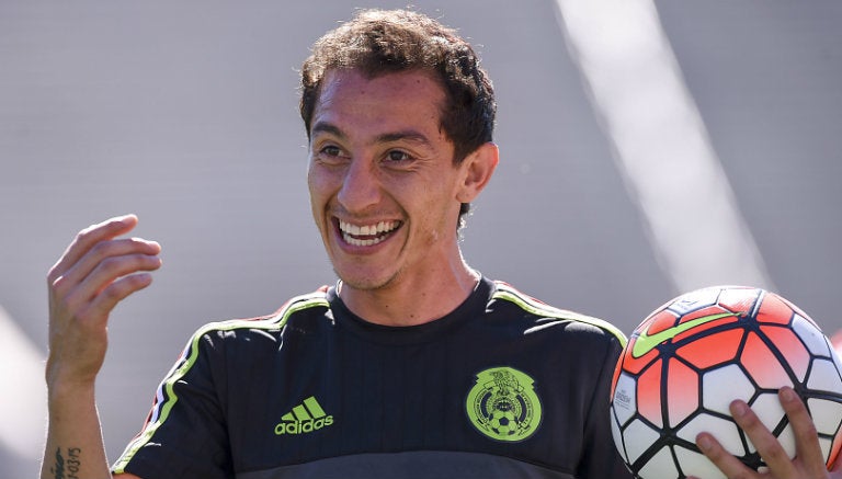 Andrés Guardado en entrenamiento con la Selección