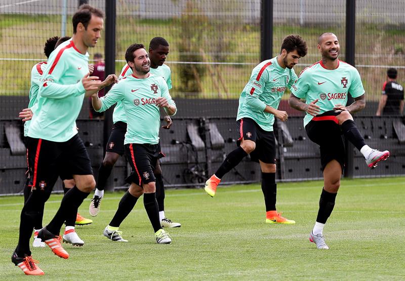 Portugal realiza entrenamiento en juego eliminatorio 