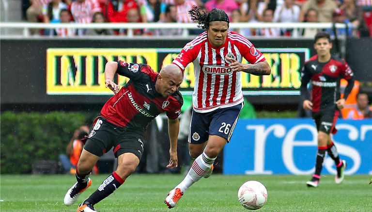 Gullit Peña llegó a Chivas para el Clausura 2016