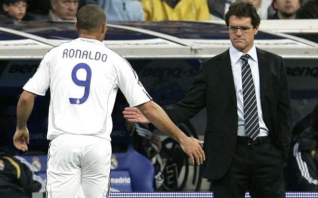 Capello saluda a Ronaldo en su etapa con el Real Madrid