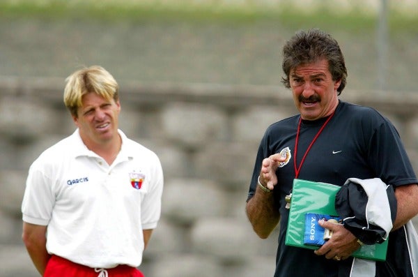 Miguel Herrera y Ricardo La Volpe hace varios años en un entrenamiento