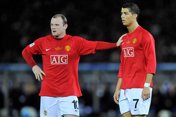 Cristiano Ronaldo y Rooney durante un juego del Manchester United