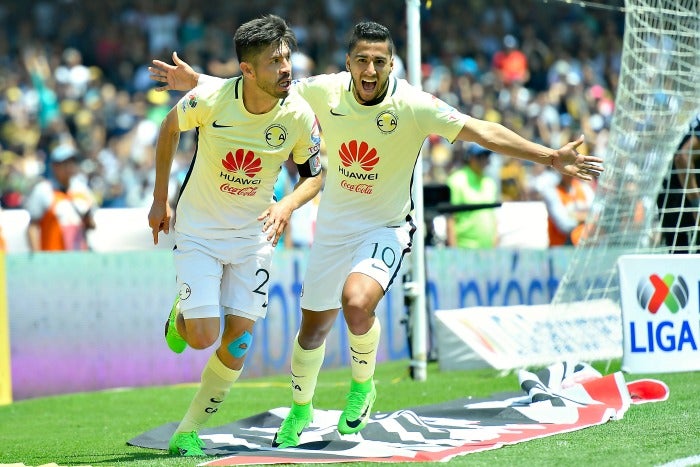 Peralta y Domínguez festejan la victoria en CU en el C2017