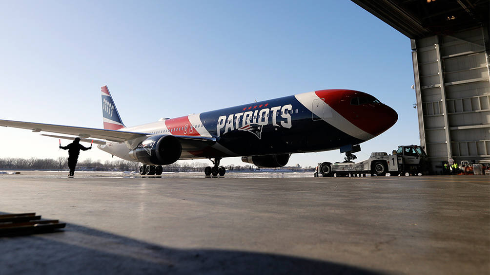 Así luce el avión de los Patriots en su llegada a Minnesota