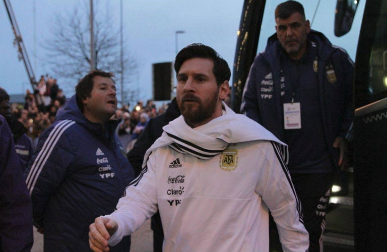 Lionel Messi arriba con Argentina para el amistoso contra España 