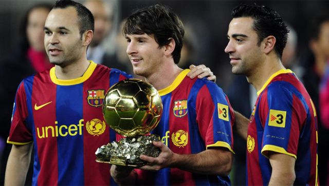 Iniesta, Messi y Hernández con Balón de Oro