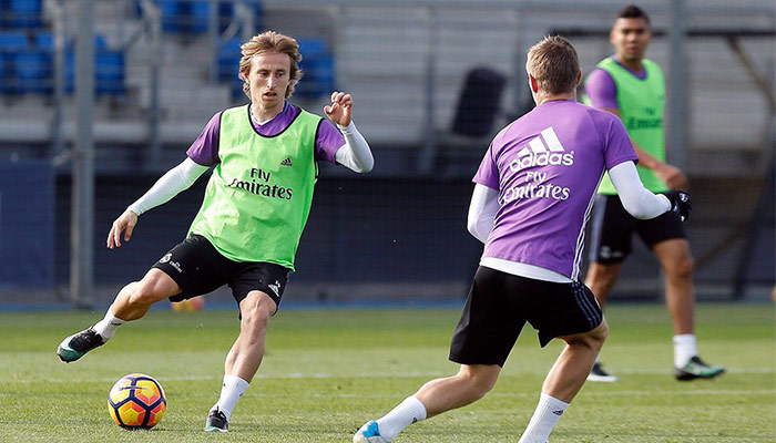 Modric en entrenamiento con el Real Madrid 