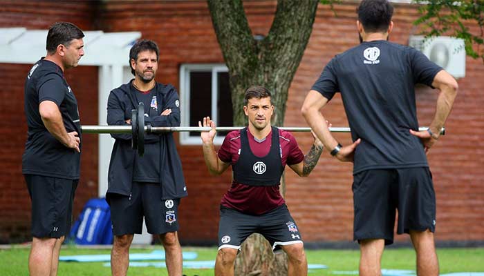 Gabriel Costa en sus pruebas físicas con el Colo Colo 