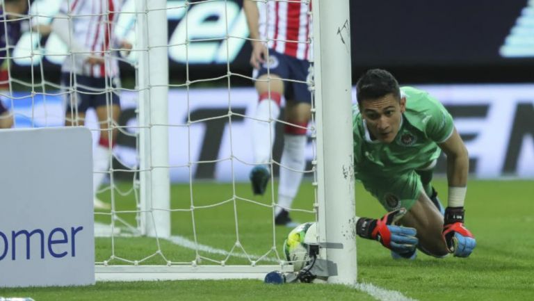 La polémica jugada del gol anulado a Enrique Triverio 
