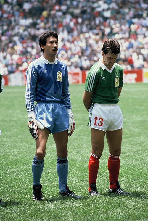 Larios junto al Vasco Aguirre en el Mundial de México 86