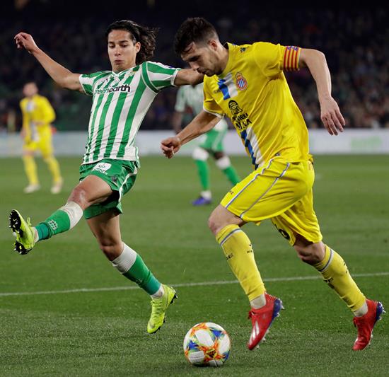 Lainez marca a Javi López en los Cuartos de la Copa del Rey