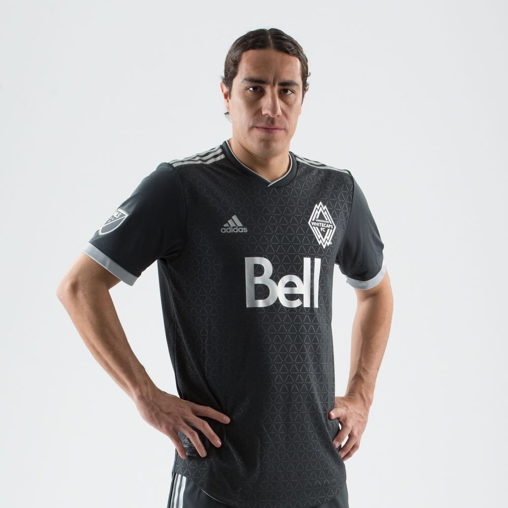 Efraín Juárez con la camiseta del Whitecaps