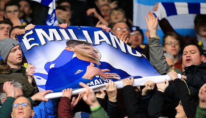 Homenaje a Emiliano Sala en la Premier League 