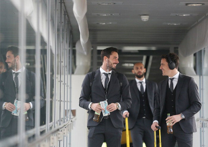 Jugadores del Dortmund en el aeropuerto 