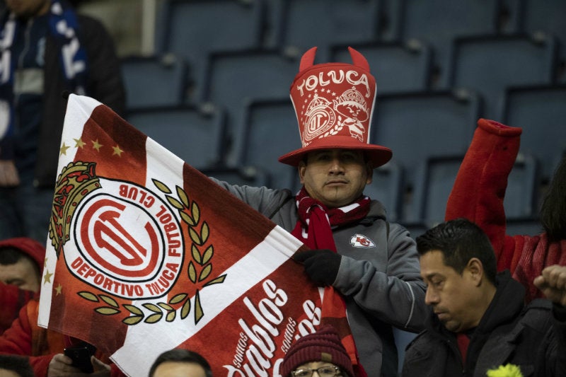 Aficionados del Toluca durante el partido ante Kansas City