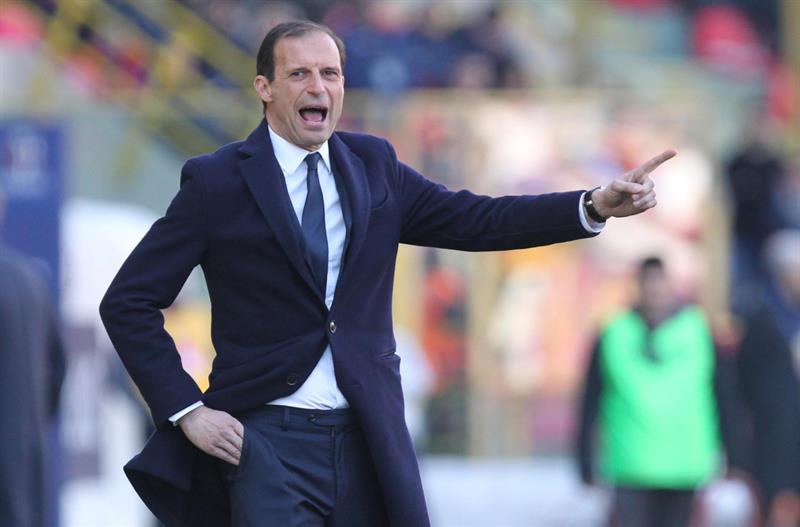 Allegri lanza un grito durante un juego de la Juventus