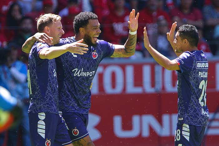 Jugadores de Veracruz en festejo de gol