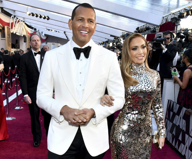 Jennifer Lopez y Alex Rodríguez arriban a los Premios Oscar 2019