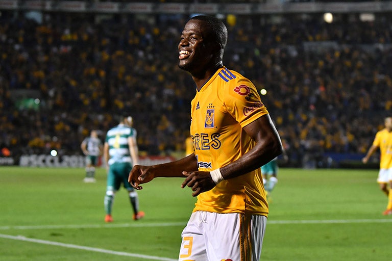 Enner Valencia firmó un doblete contra Santos