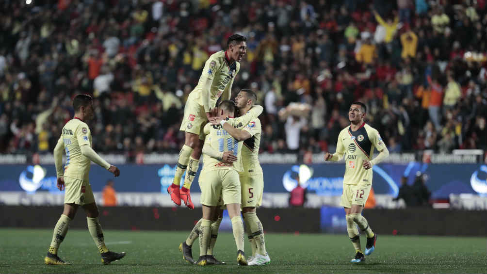 Jugadores del América festejan anotación de Guido Rodríguez