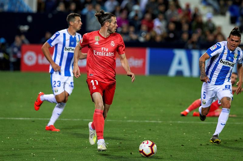 Bale conduce el balón en el Leganés vs Real Madrid