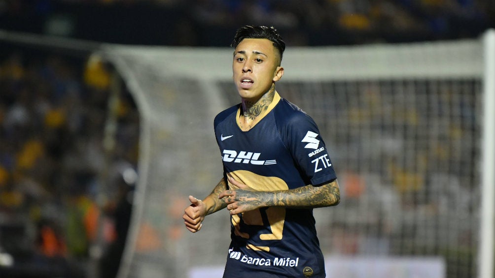 Martín Rodríguez, durante un juego con Pumas