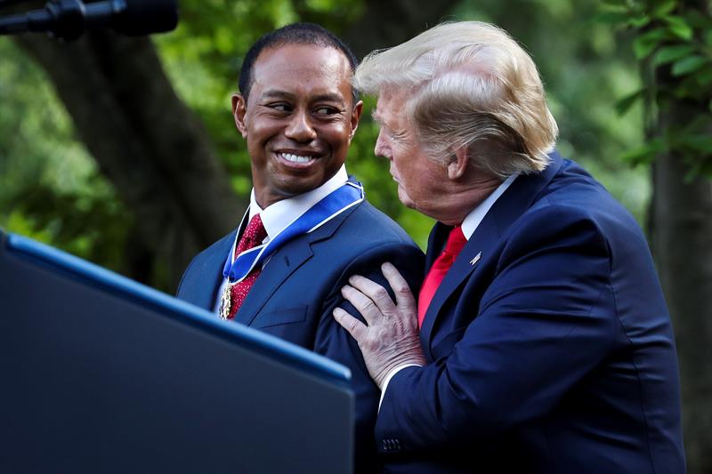 Trump otorga a Tiger Woods  la Medalla Presidencial de Libertad 