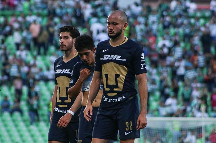 Carlos González después de un partido