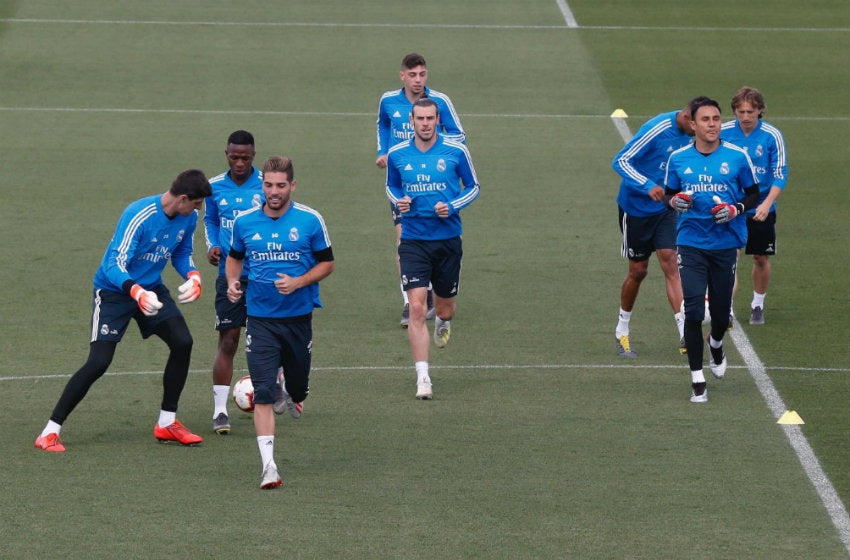 Bale participa en la práctica del Real Madrid 