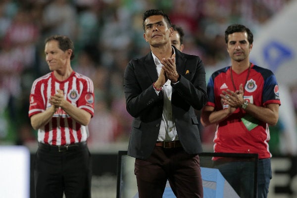 Oswaldo Sánchez durante su homenaje