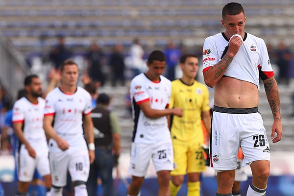 Lobos Buap se lamenta tras una derrota 