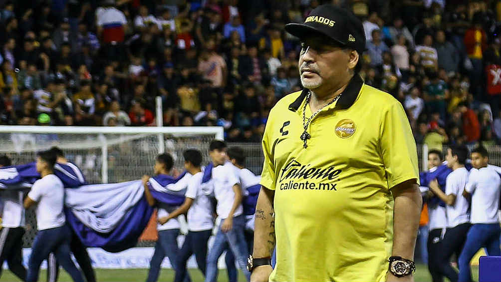 Maradona, durante un juego de Dorados