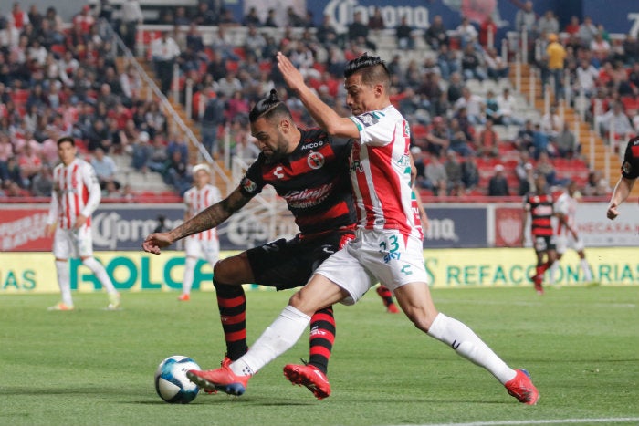 Ángel Sepúlveda en un partido con Necaxa 