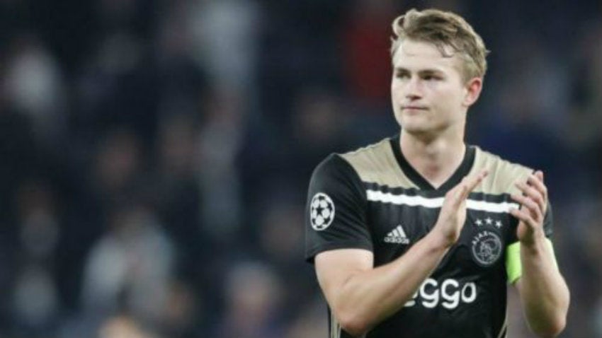 De Ligt aplaude tras victoria del Ajax 