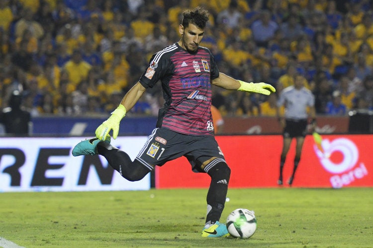 Nahuel Guzmán, durante la Final del Clausura 2019