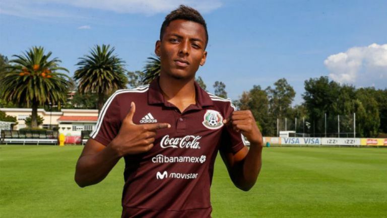 Joao Maleck posa para la lente de RÉCORD