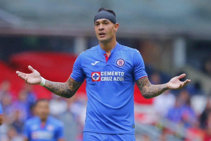 Caraglio durante un partido con el Cruz Azul 