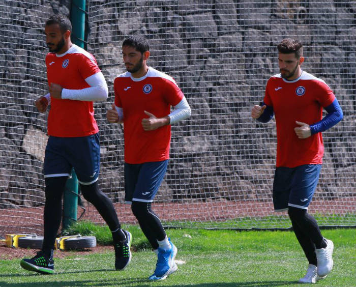 Allison, Corona y Andrés Gudiño en pretemporada de los cementeros