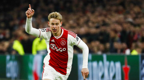De Jong celebra un gol con el Ajax 