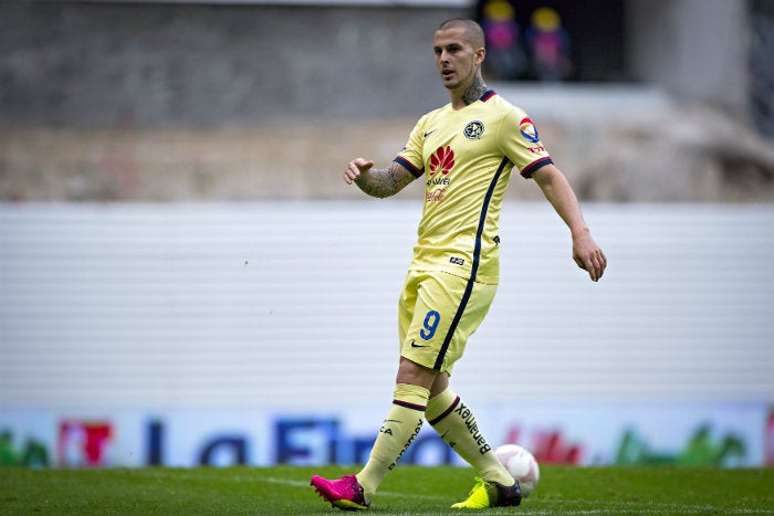 Benedetto, en su etapa como jugador del América