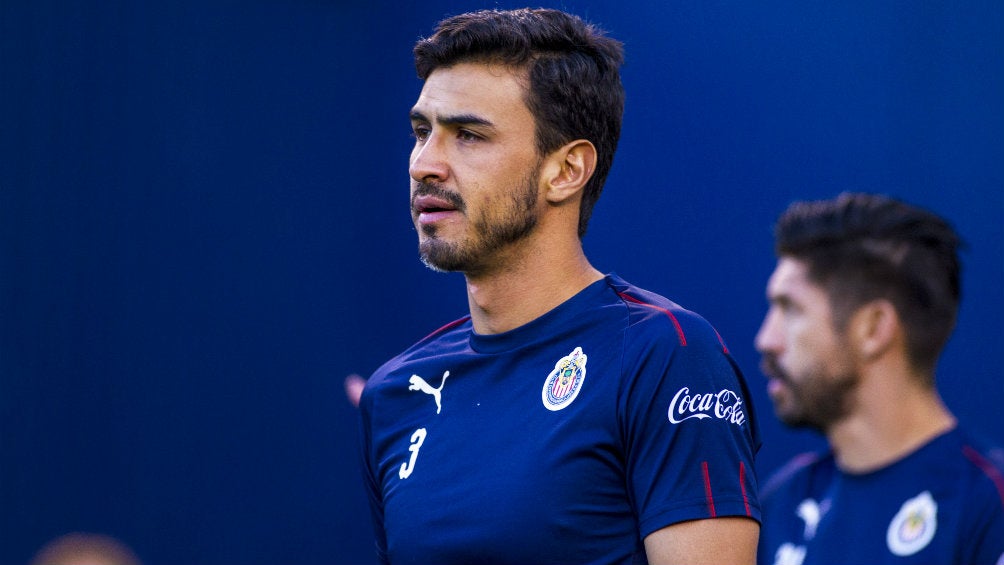 Oswaldo Alanís, durante juego de preparación