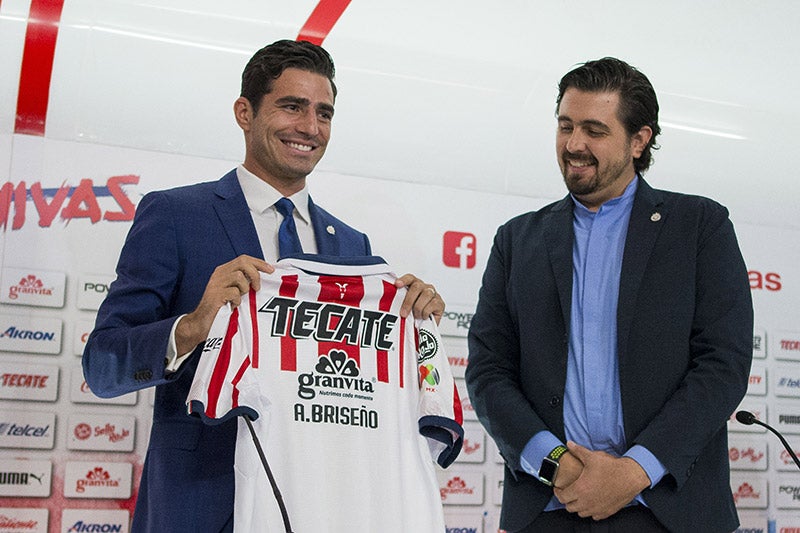 Antonio Briseño, presentado con Chivas 