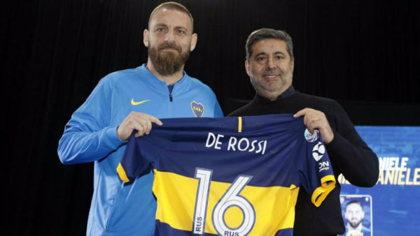 Daniele de Rossi en su presentación con Boca Juniors