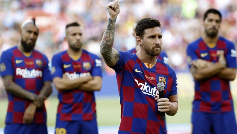 Messi dirige unas palabras al Camp Nou