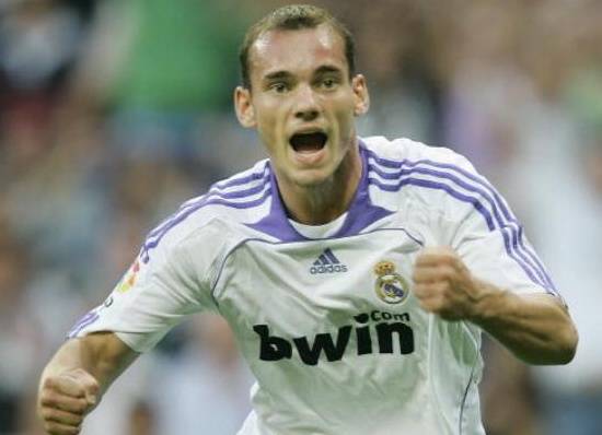 Wesley Sneijder celebra una anotación con Real Madrid