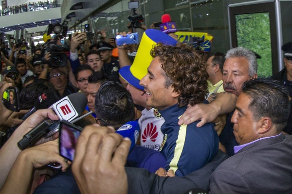 Memo Ochoa a su llegada a la CDMX