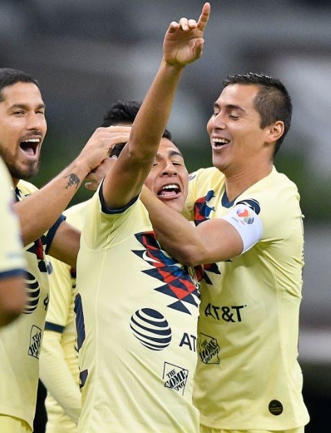 América festeja gol contra los Tuzos