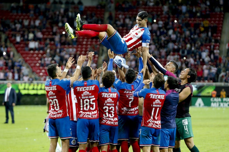 Chivas celebrando gol ante Veracruz