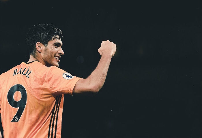 Raúl, en festejo con el Wolves