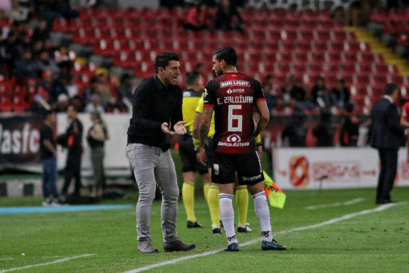 Leandro Cufré en partido ante Tigres
